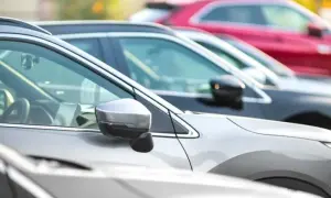 Kupno auta używanego: Jak uniknąć błędów i kupić bezpiecznie?